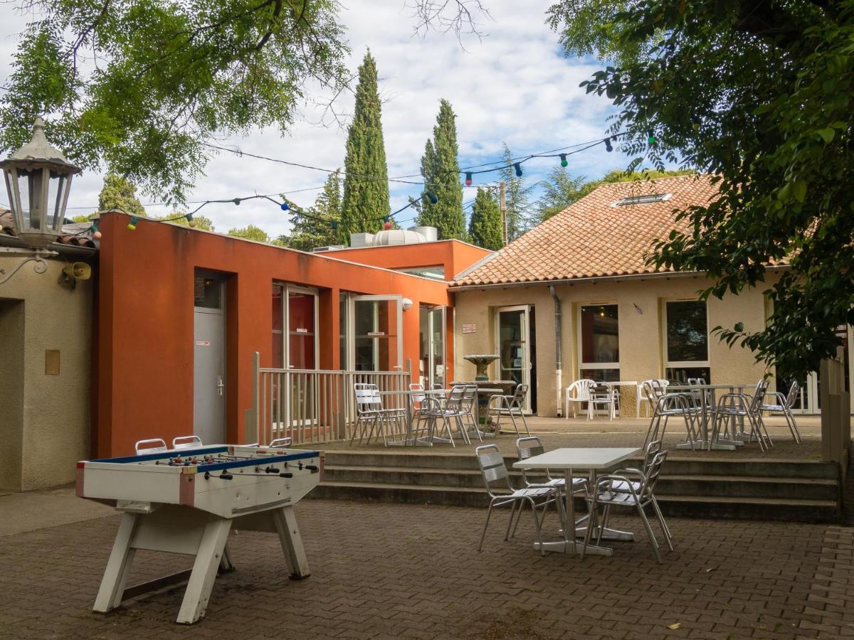 Auberge De Jeunesse Hi Nîmes Exterior photo